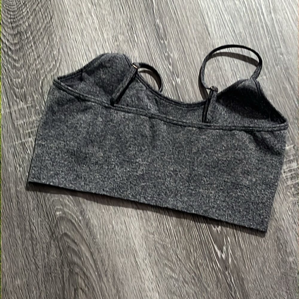 SHEIN Gray Seamless Padded Sports Bra - Picture 5 of 6